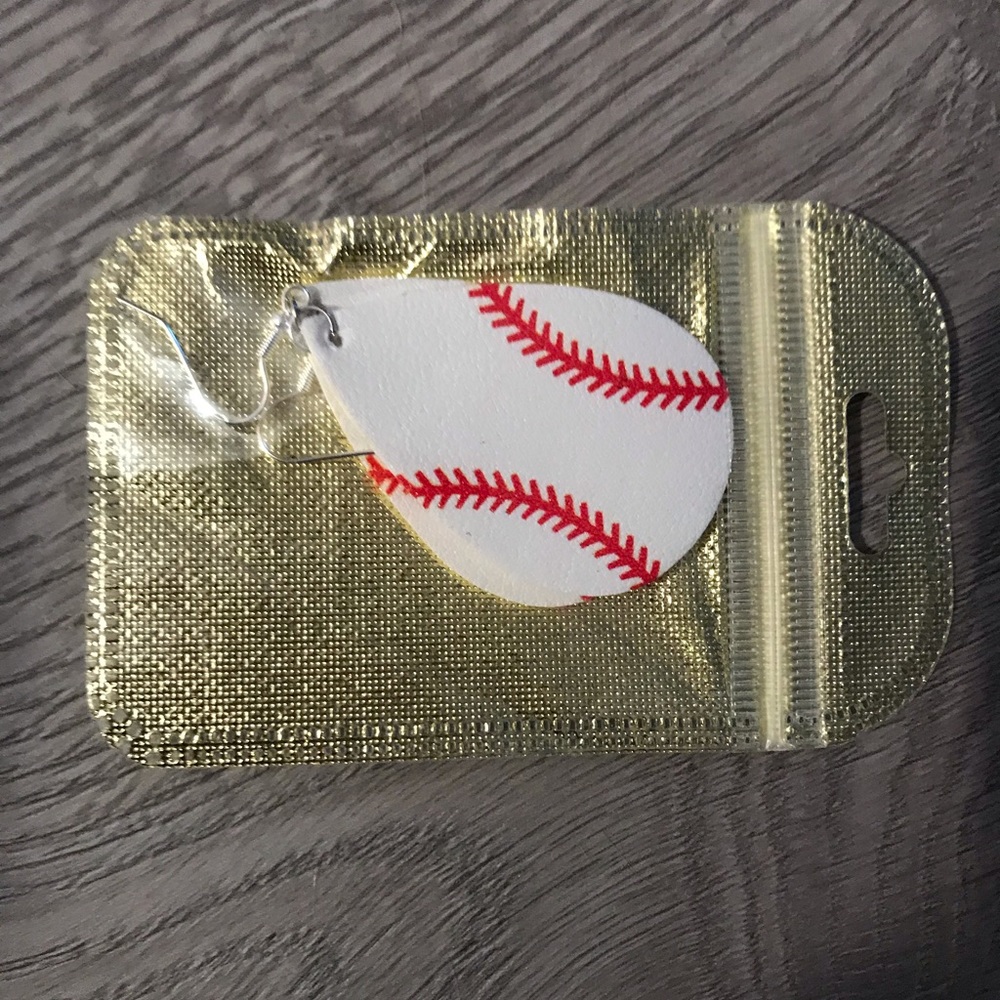 💙Basketball, Baseball or softball earrings